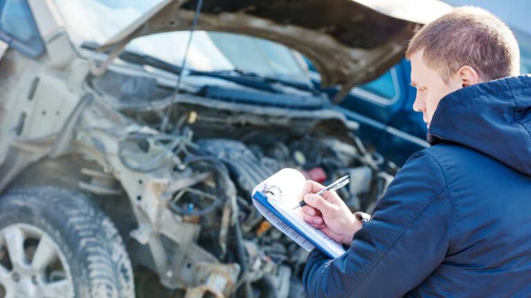 Quais os principais erros ao registrar um sinistro se bater o carro