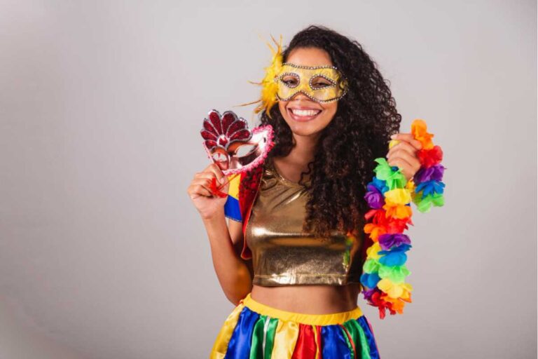 6 dicas para criar uma fantasia de Carnaval criativa e acessível